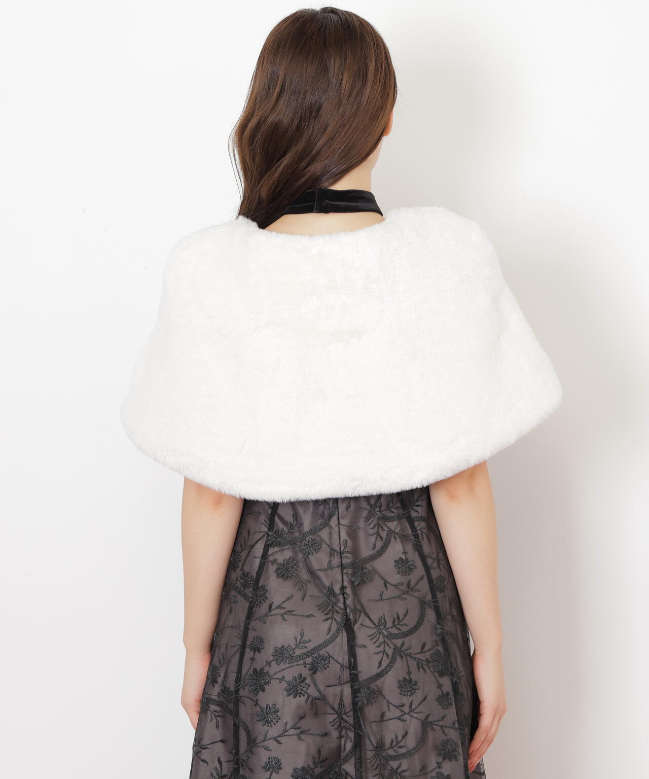 ＜ｍｉｋｕさんコラボ＞フェイクファーケープ