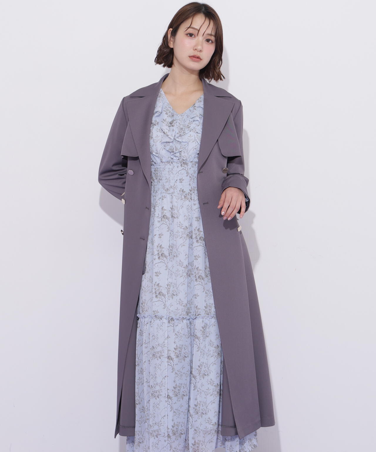 3/28まで！新品JILL by JILL STUARTプリーツトレンチコート JILL by JILL STUART（ジルバイジルスチュアート） ノーカラーコート