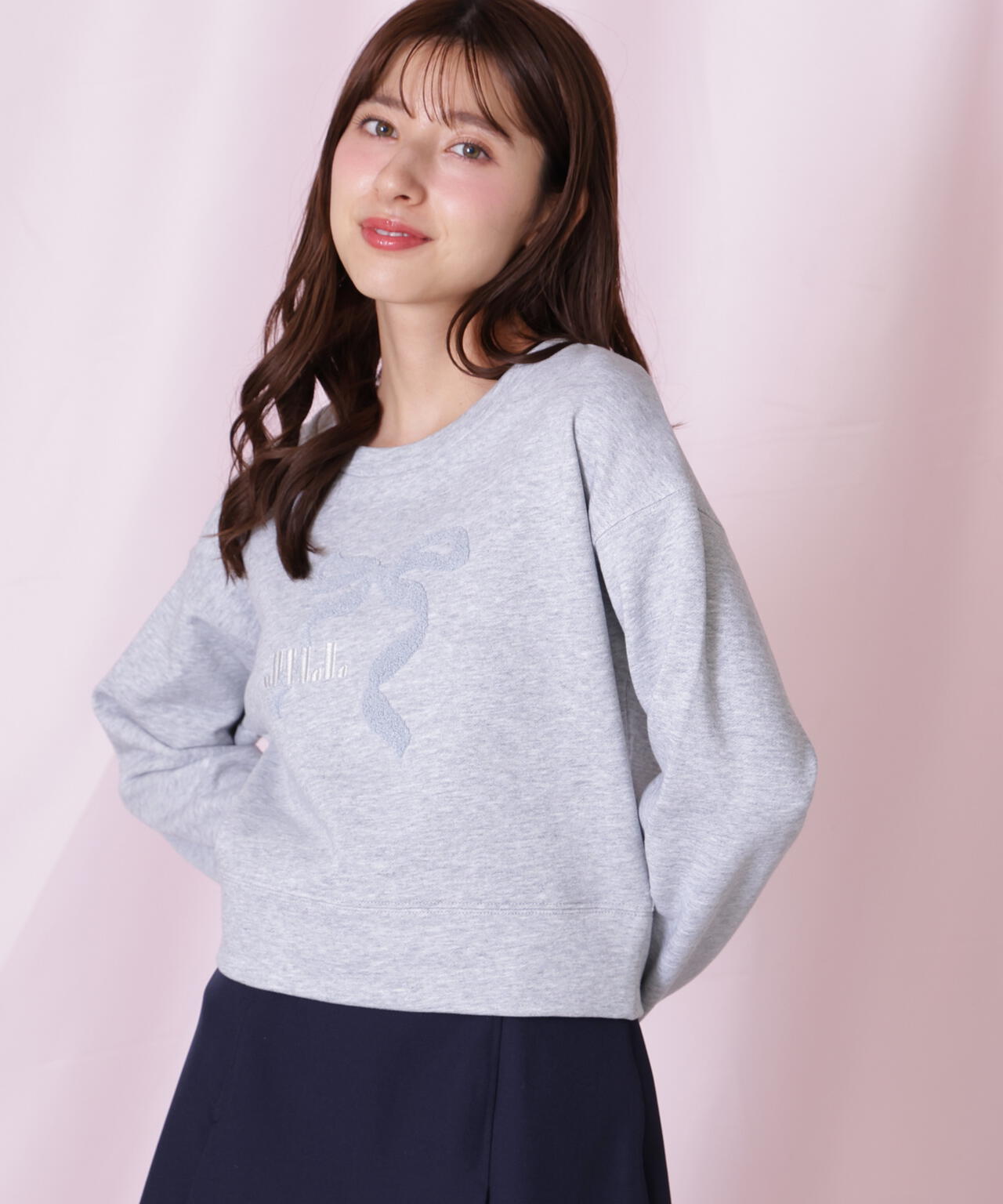 サガラ刺繍リボンロゴスウェット