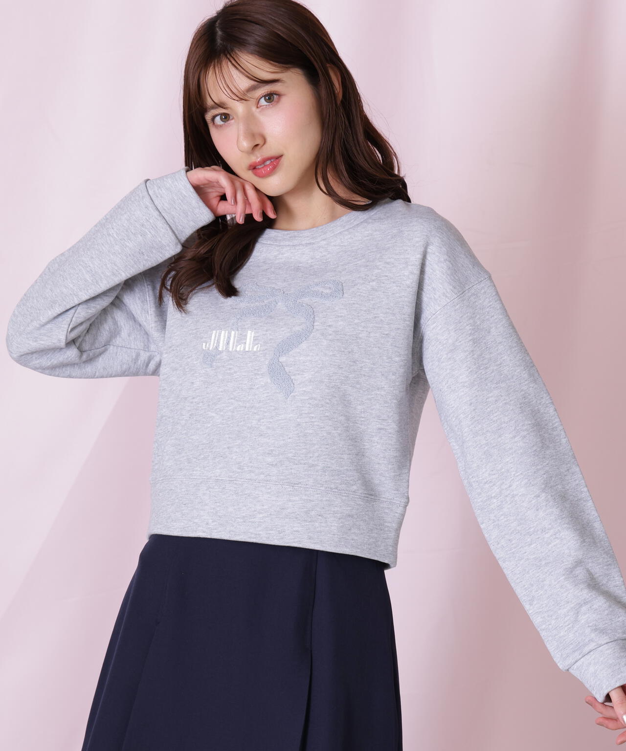 サガラ刺繍リボンロゴスウェット