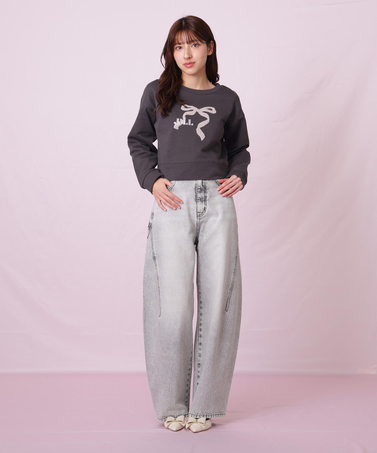 サガラ刺繍リボンロゴスウェット