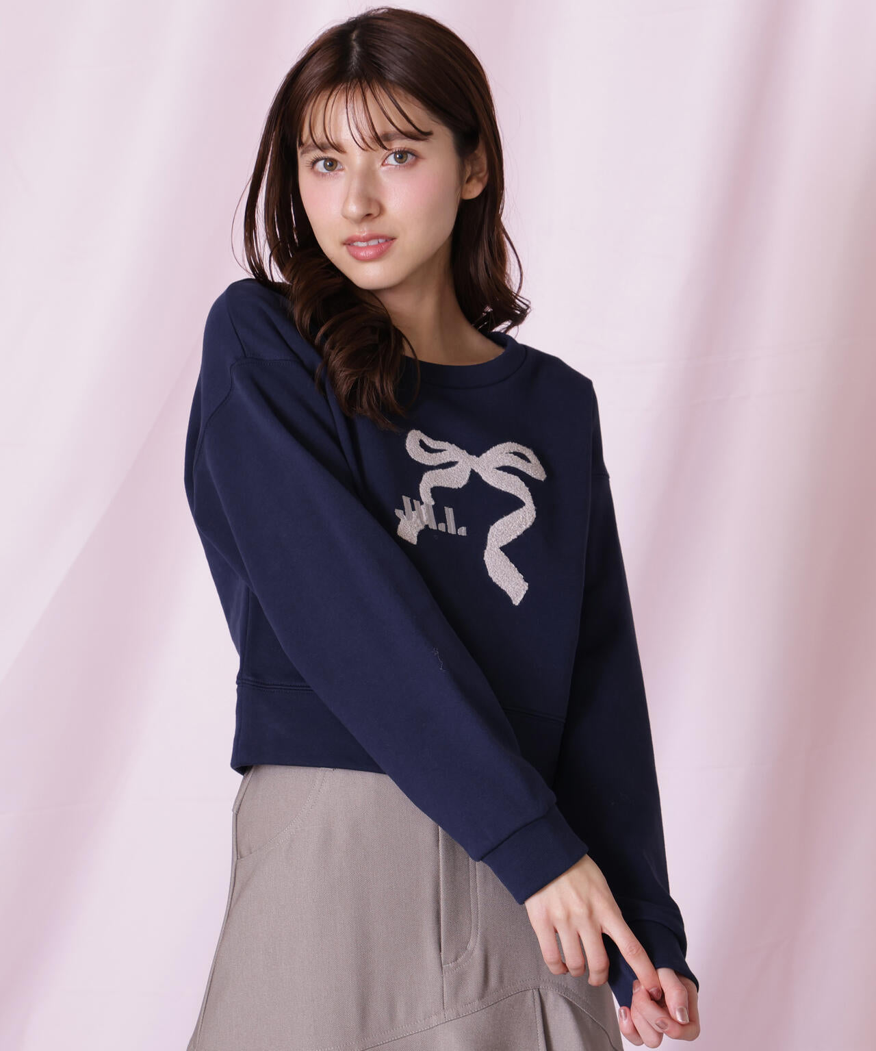 サガラ刺繍リボンロゴスウェット