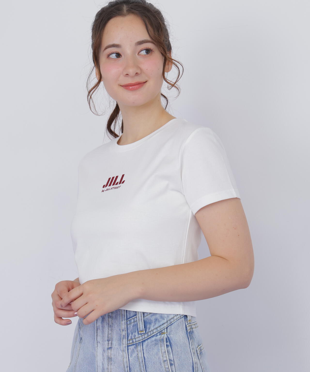 ショート丈刺繍ロゴTシャツオーガニックコットン | JILL by JILL