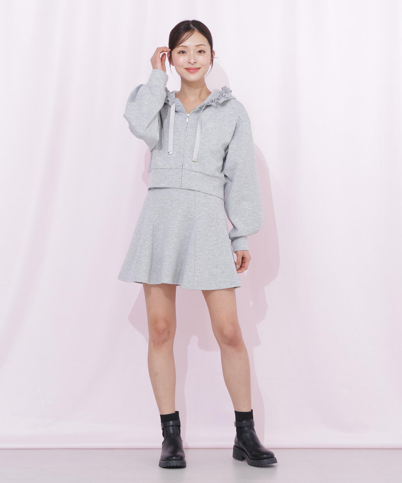 ダイバーセットアップ　フリルパーカー