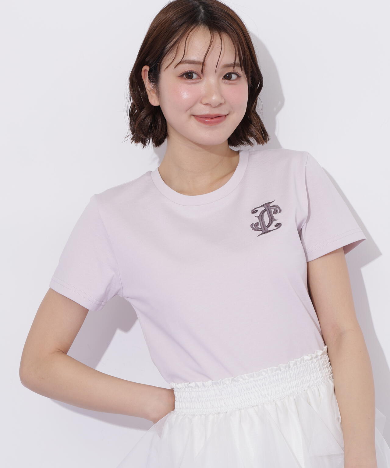クロスJモチーフ刺繍ロゴTシャツ | JILL by JILL STUART（ジル バイ