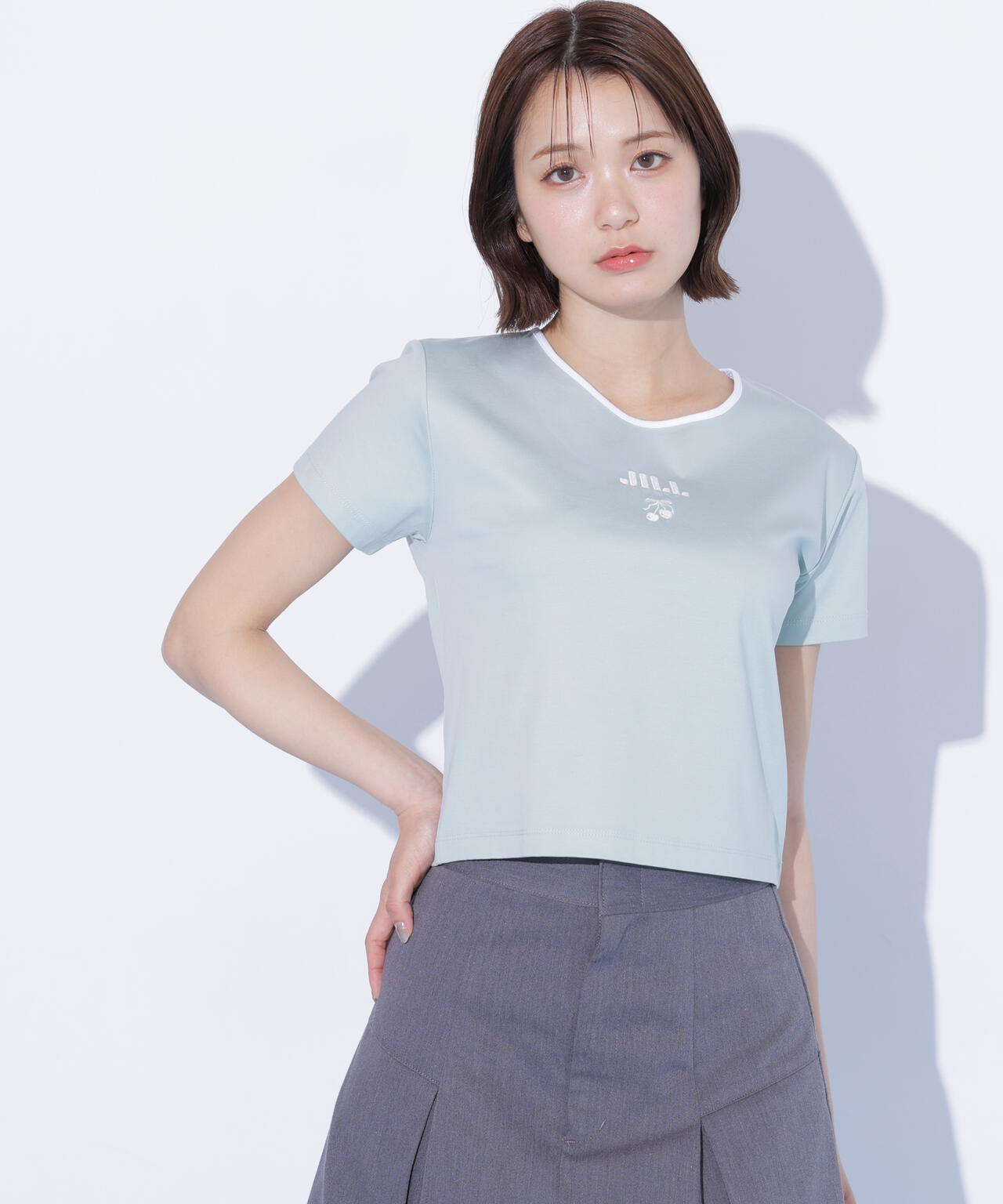 160cm 着用サイズ：FR