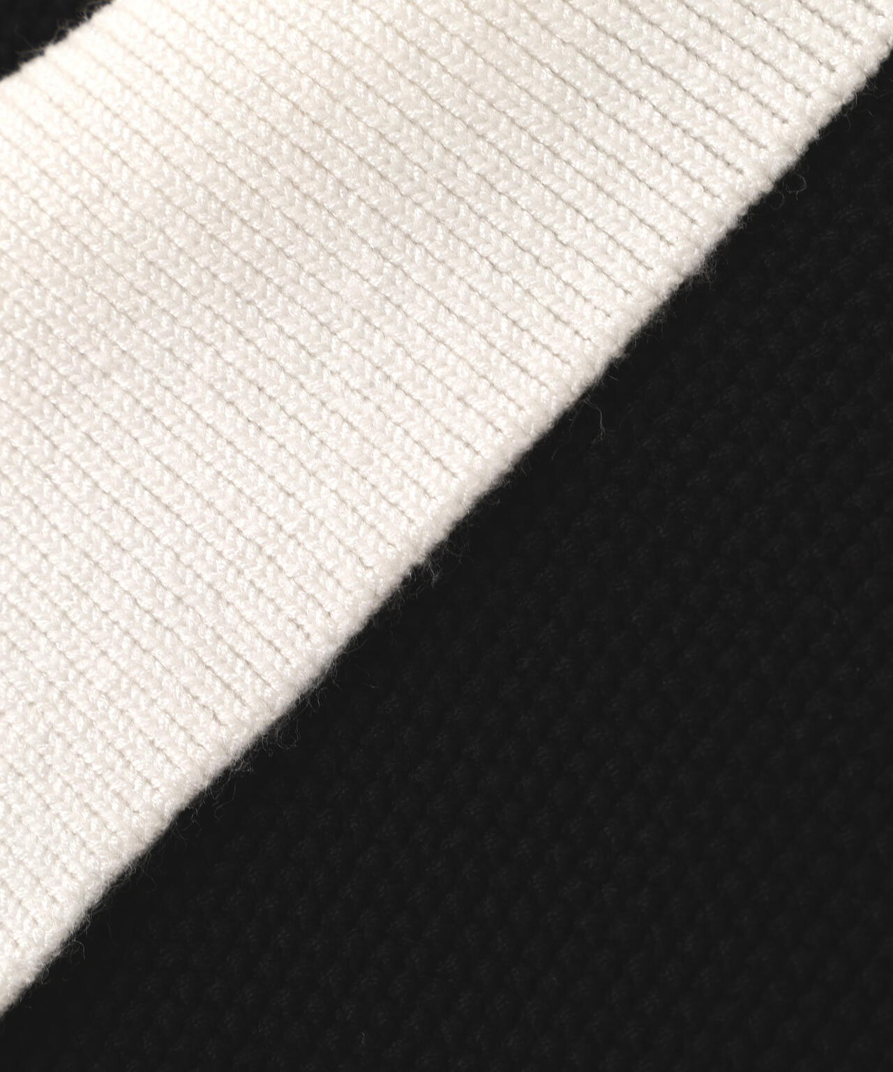 バイカラー衿付きカーディガン