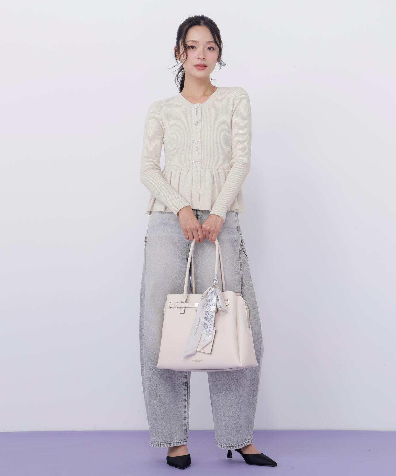 ラメモールペプラムニット