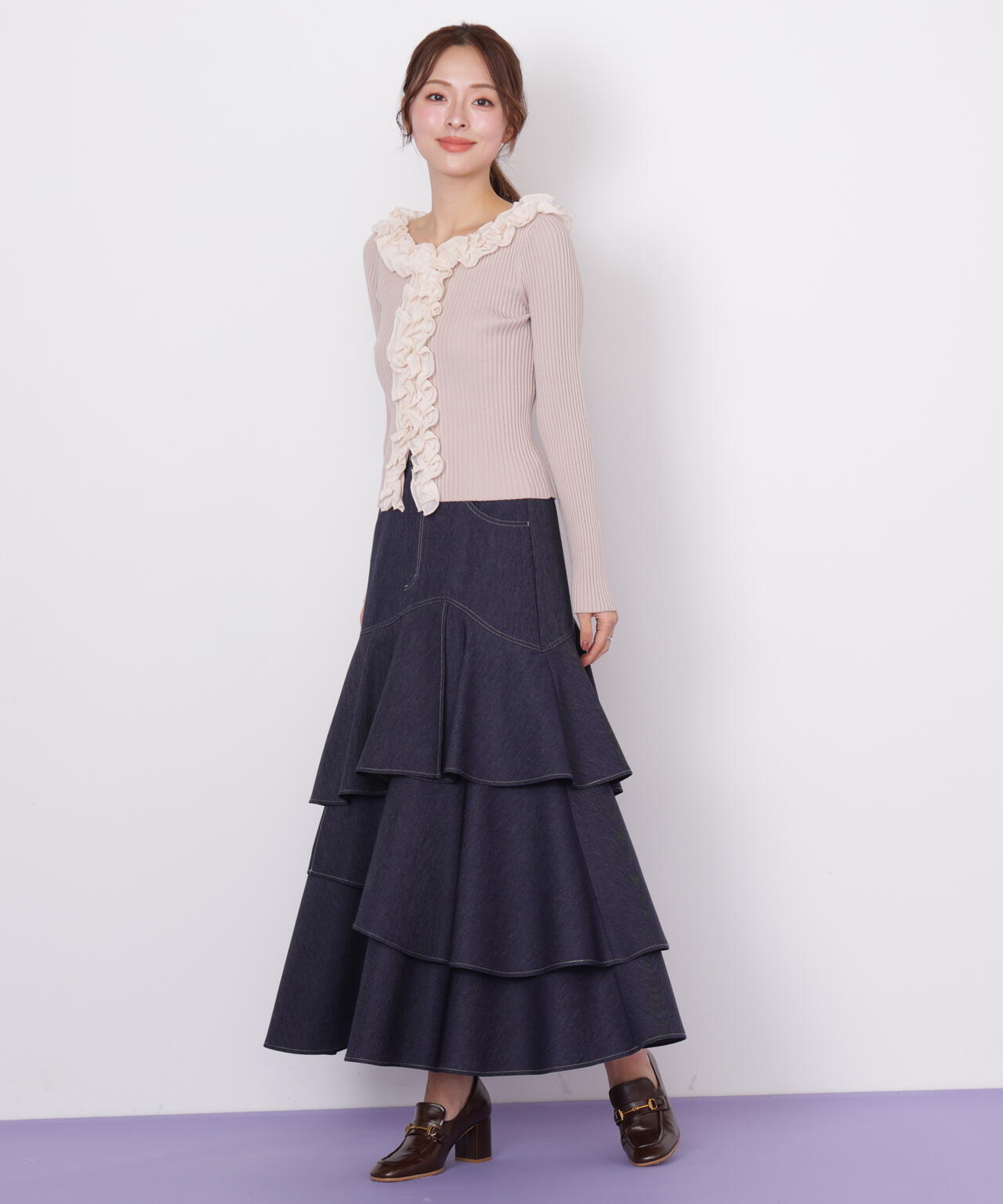 フリルトリムニット