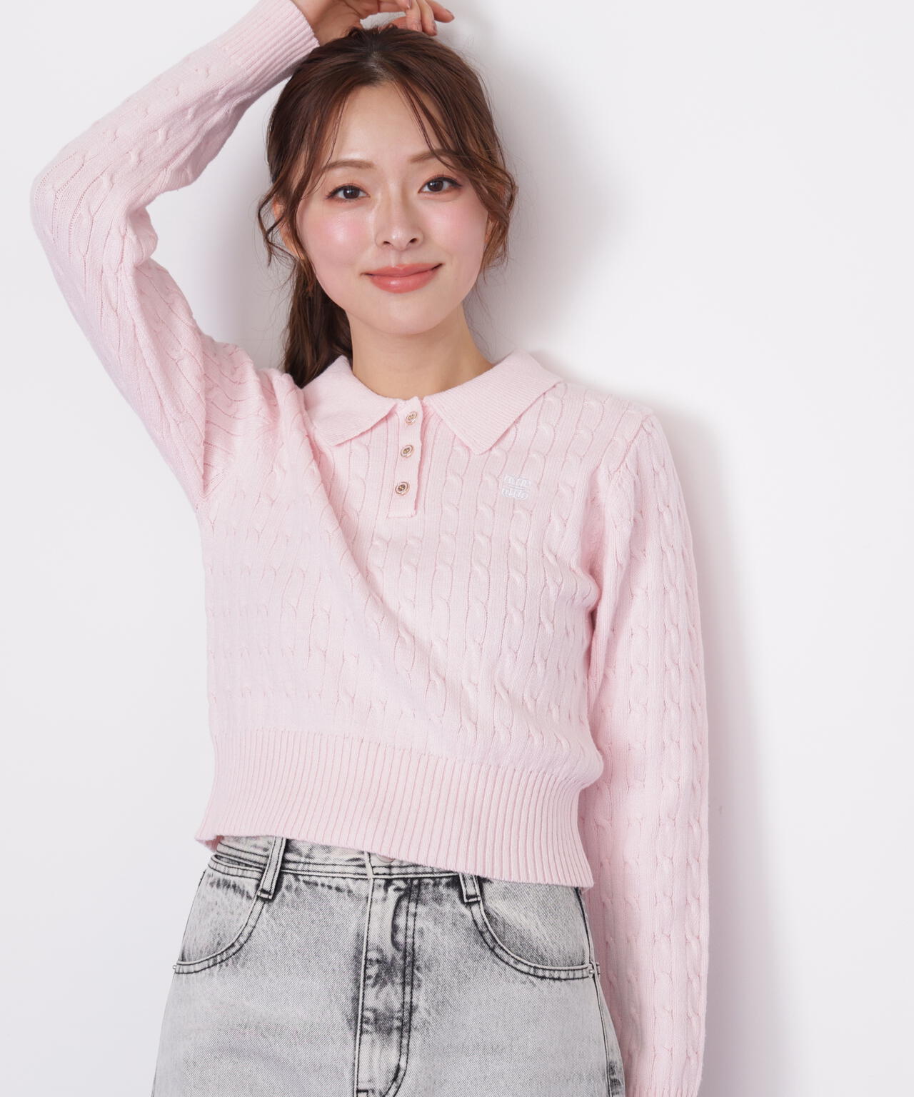 ポロ衿コットンブレンドケーブルニット