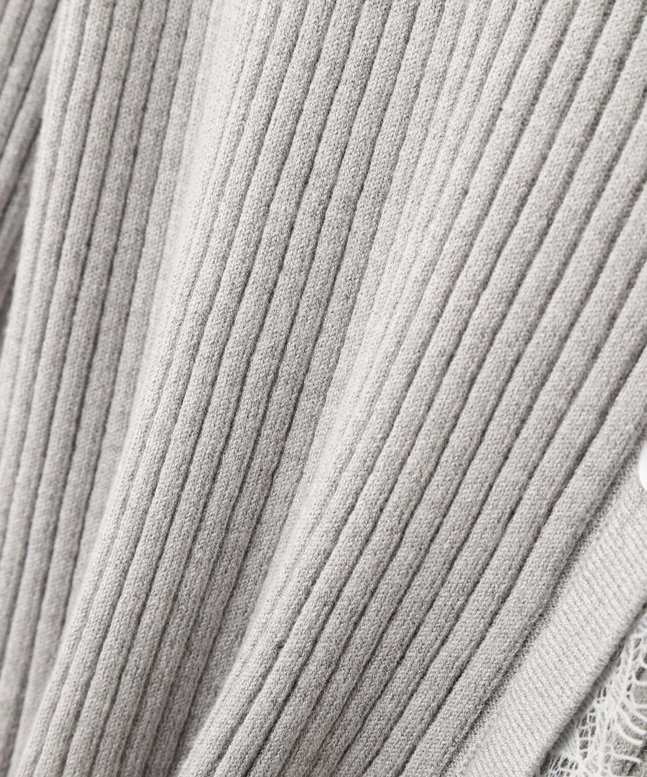 レーストリミングリブニット