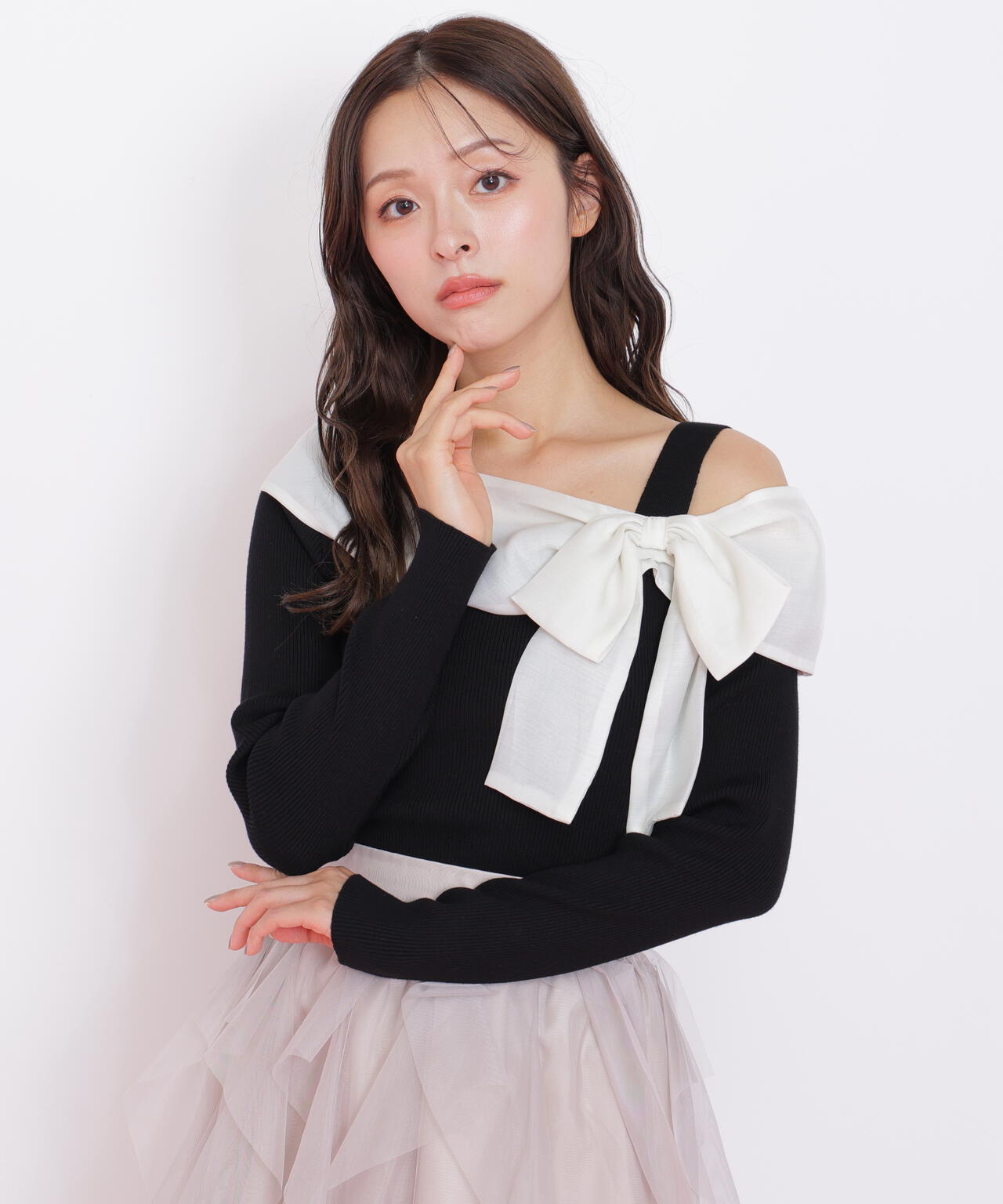 アシメリボンニット