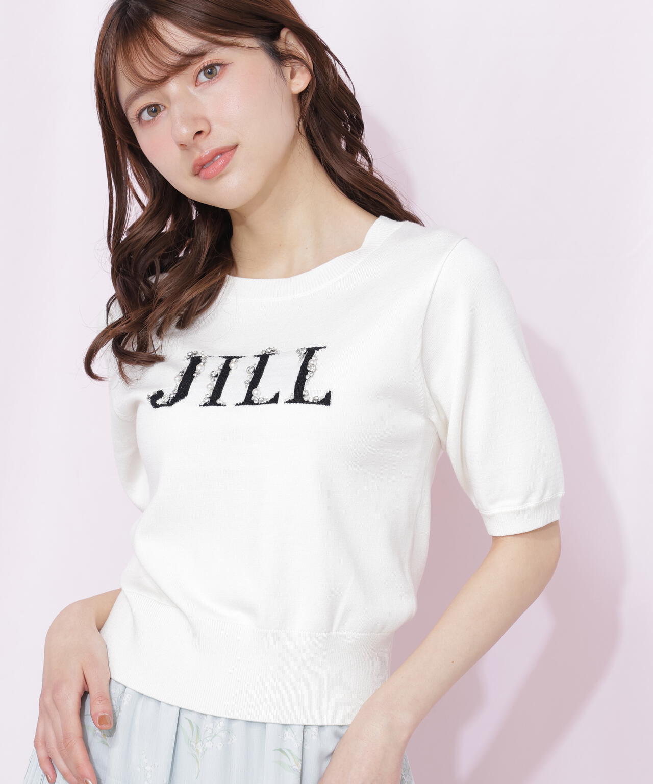 半袖ロゴジャカードビジューニット