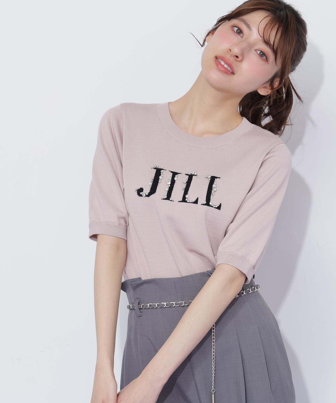 半袖ロゴジャカードビジューニット