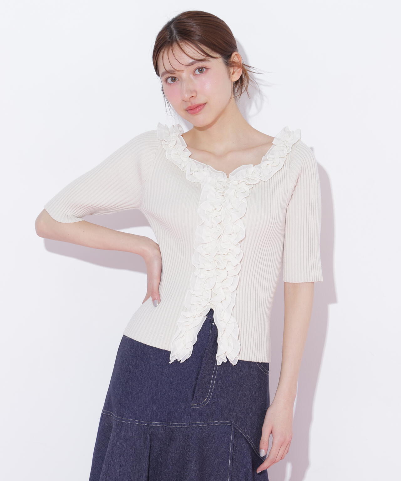 フリルトリムニット半袖