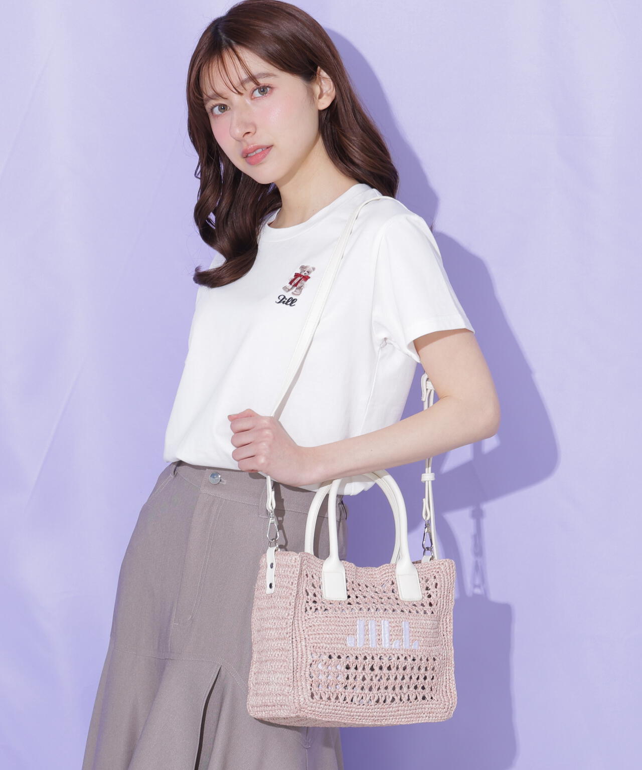 本日限りのセール♪ 追跡、補償あり☆ 新品！ジルバイジルスチュアート ホワイト オリジナルスニーカー | JILL by JILL STUART（ジル バイ ジル
