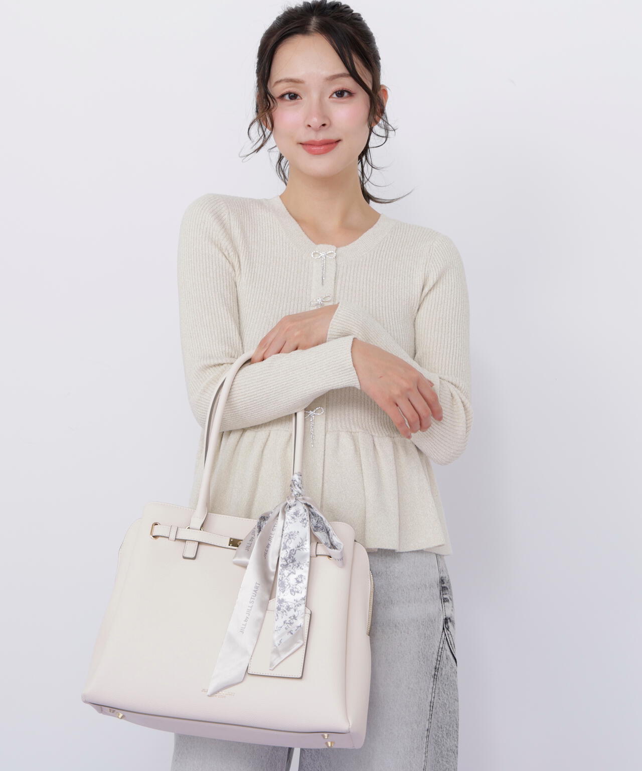 スカーフ付きベルテッドトート