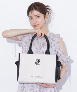 161cm 着用サイズ：FR