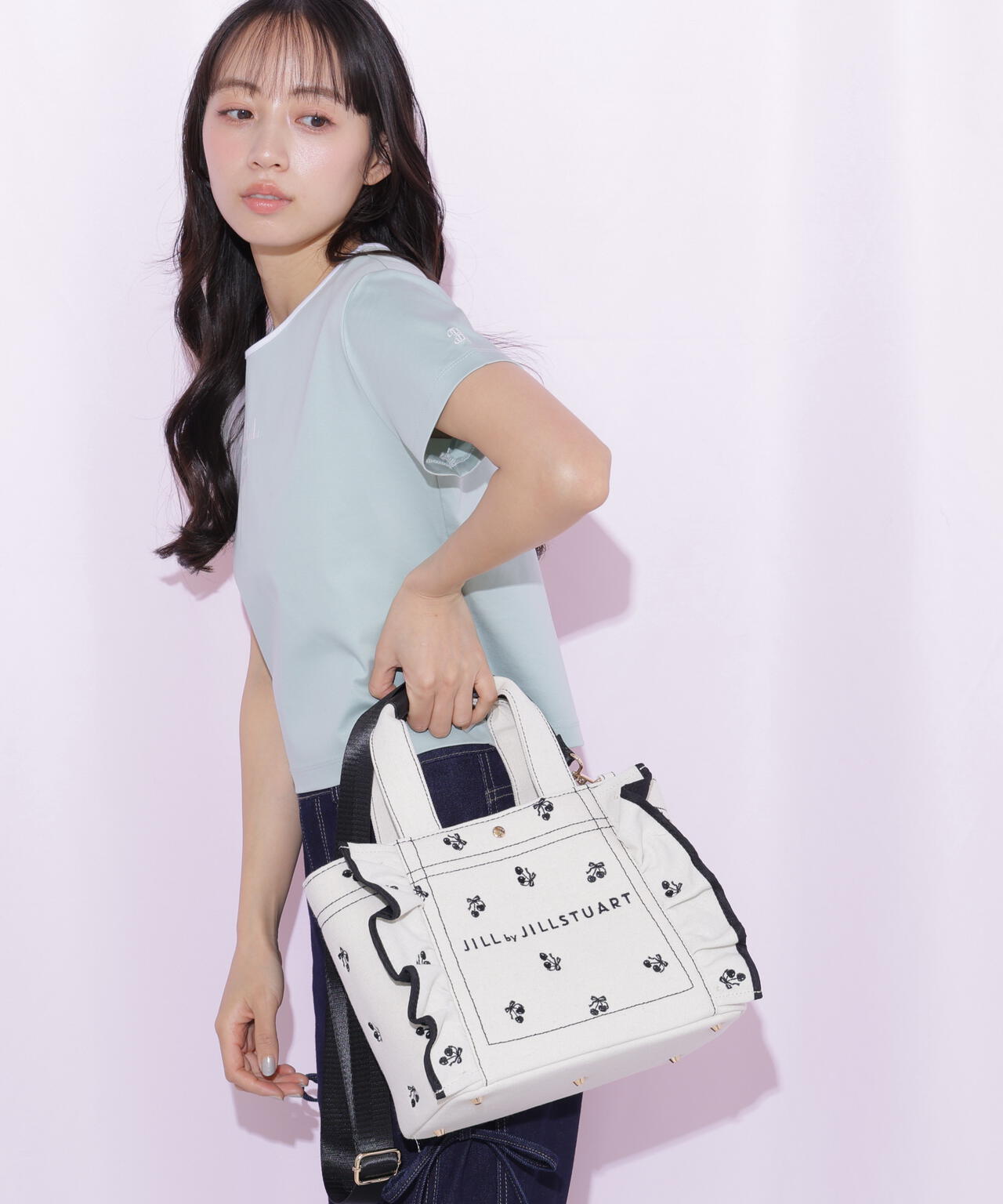 160cm 着用サイズ：FR