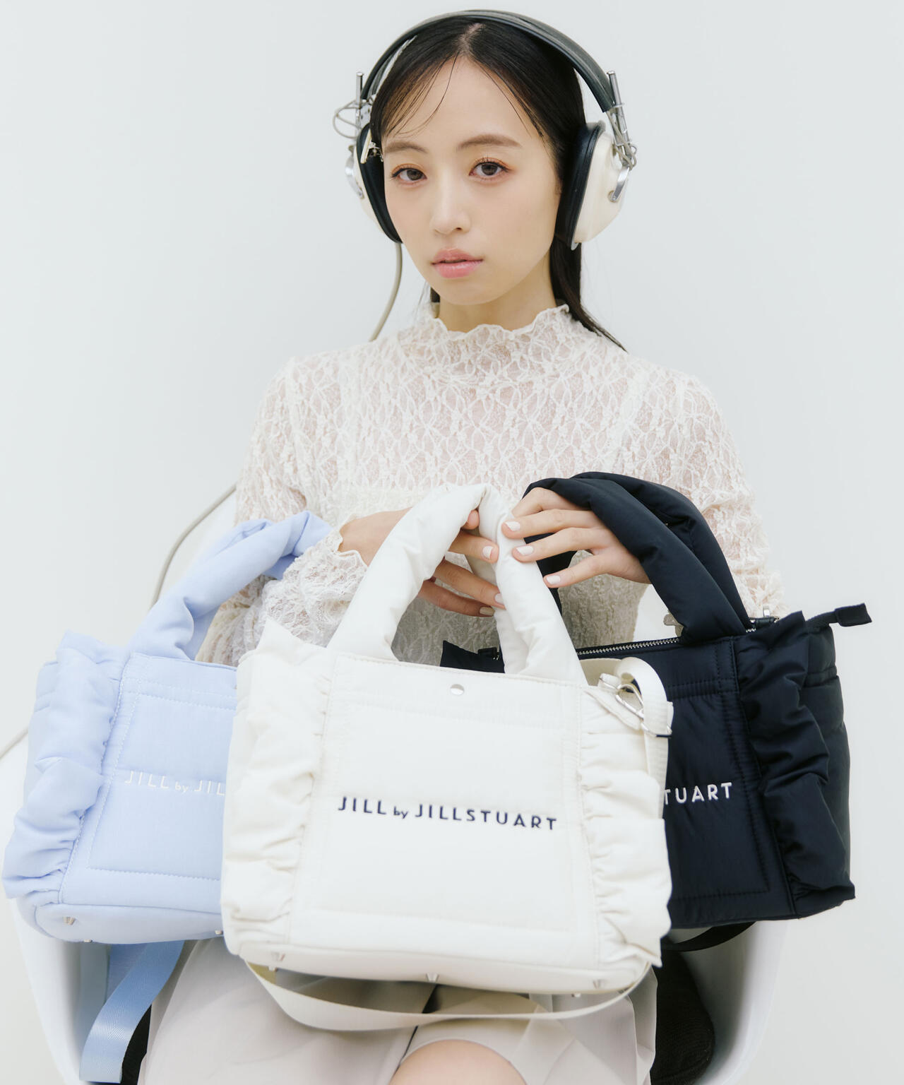 パフフリルトート