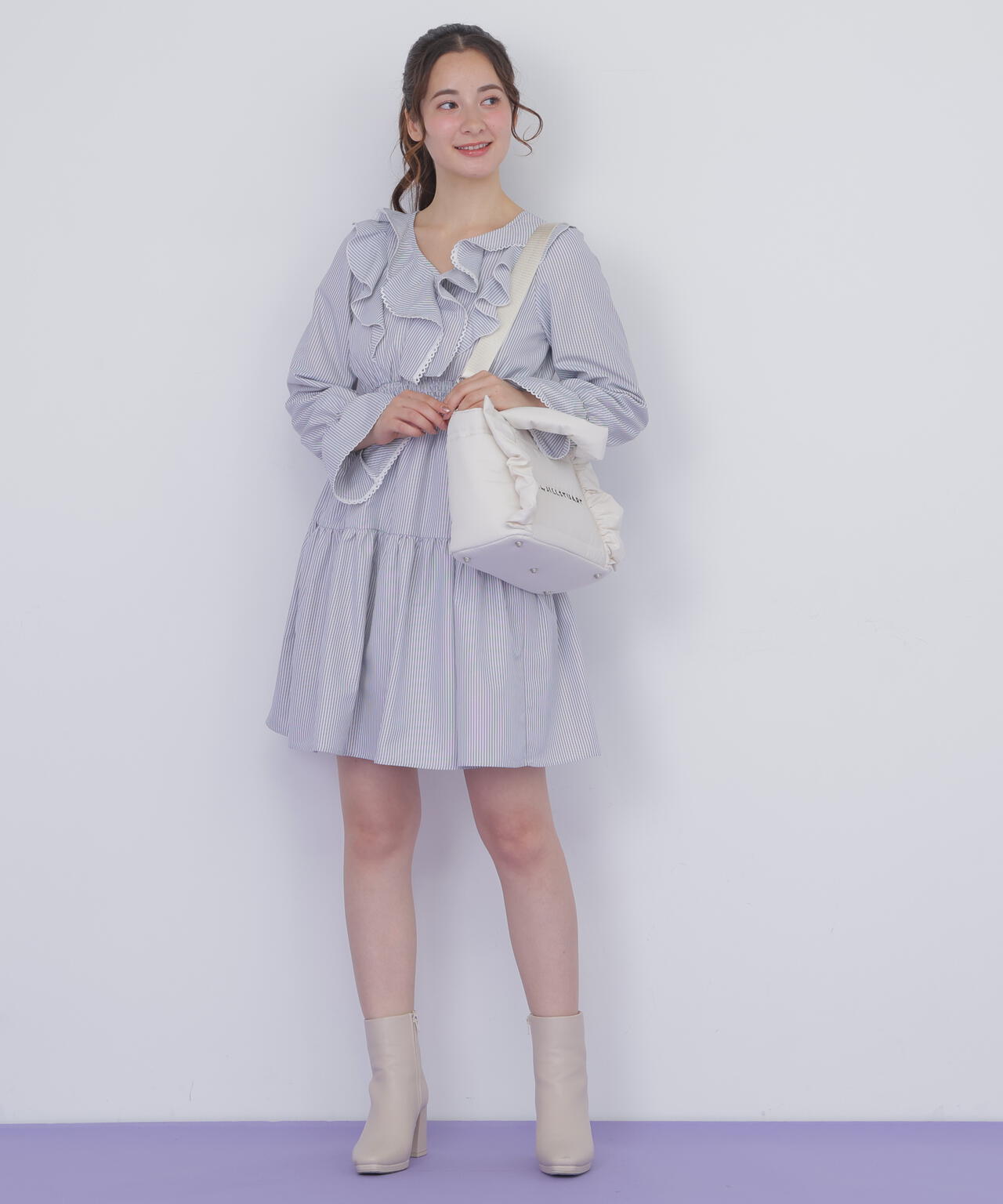 パフフリルトート