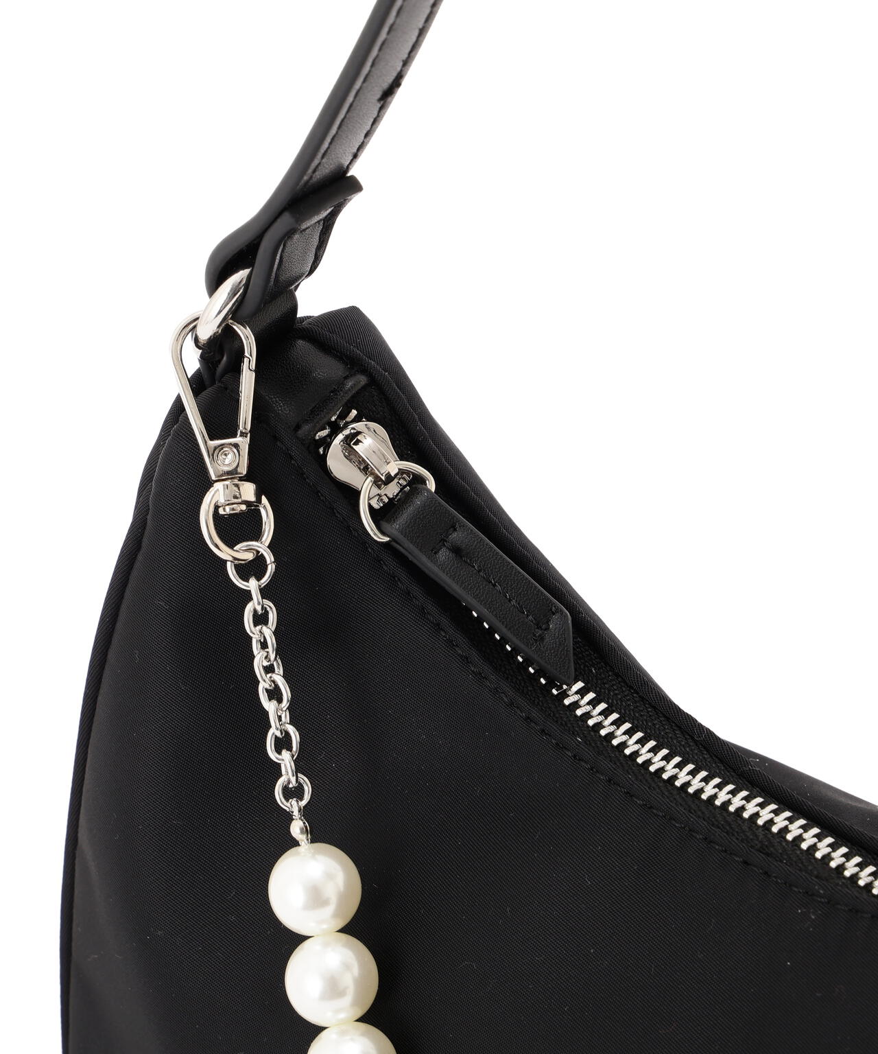 ワンハンドルハーフムーンバッグ