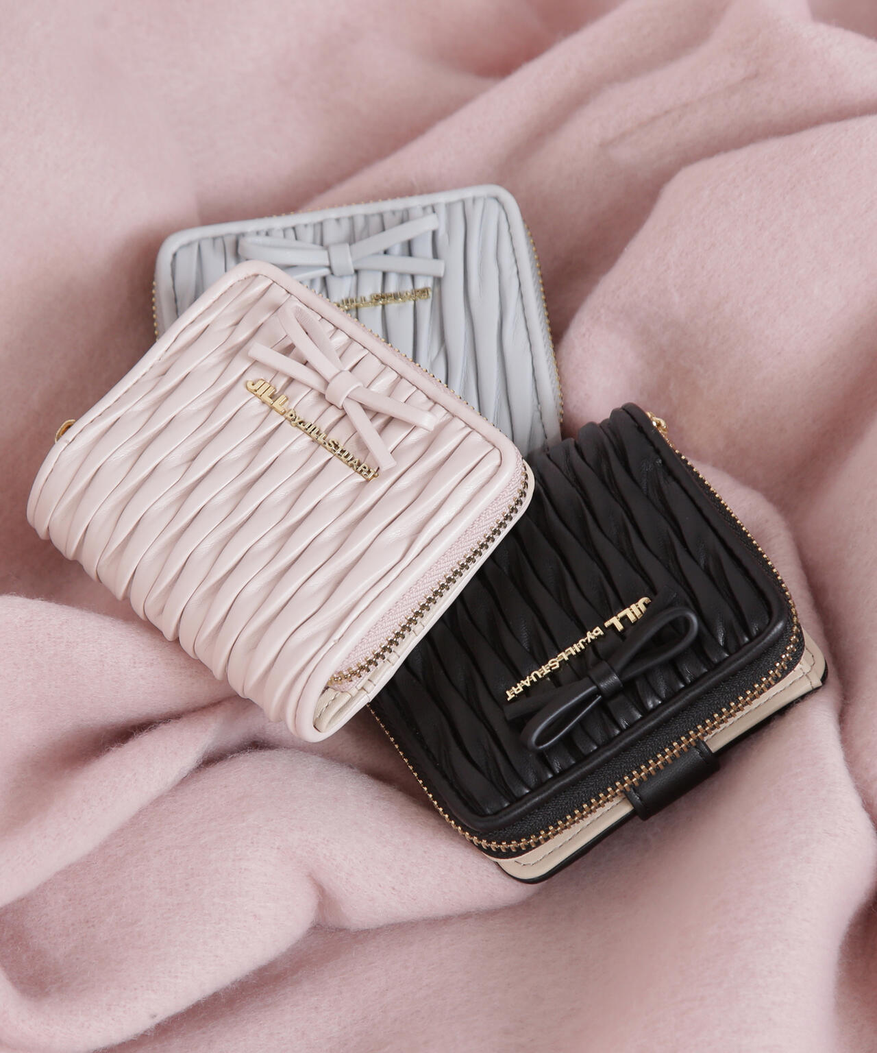 ミニリボンパフィウォレット | JILL by JILL STUART（ジル バイ ジル