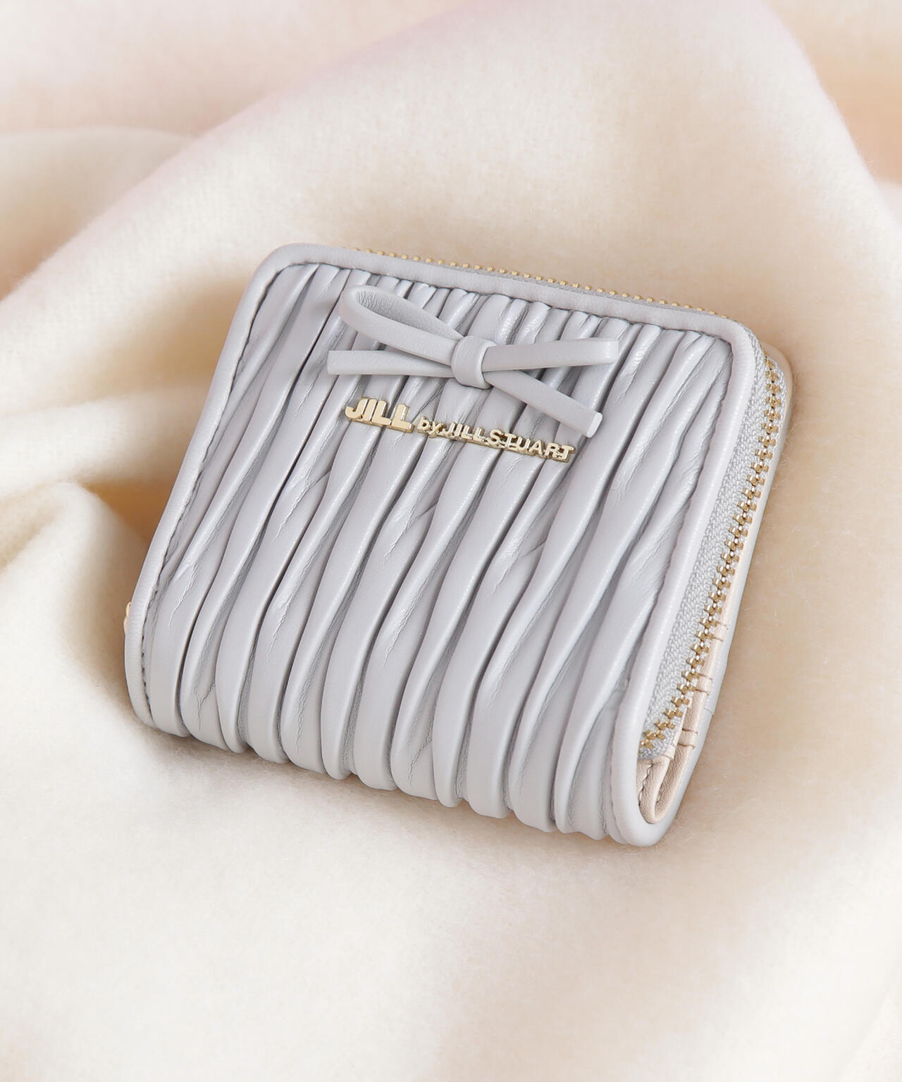 ジル バイ ジル スチュアート（JILL by JILL STUART）/ミニリボンパフィウォレット ミニリボンパフィウォレット | JILL by JILL STUART（ジル バイ ジル
