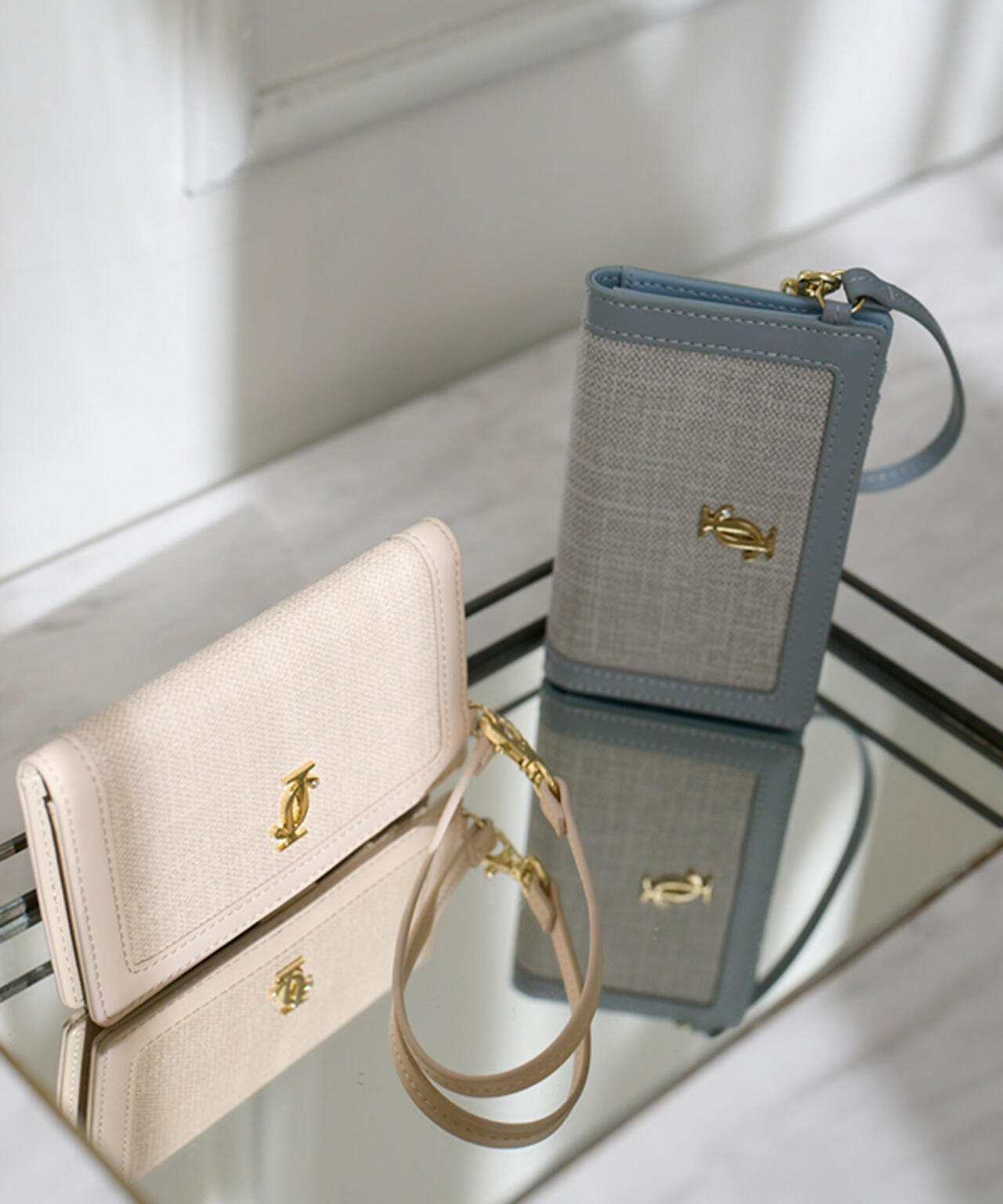 ジルスチュアート　マルチケースピンク、パスケースベージュ JILL STUART ミスティ マルチケース 商品｜THE BAGMANIA