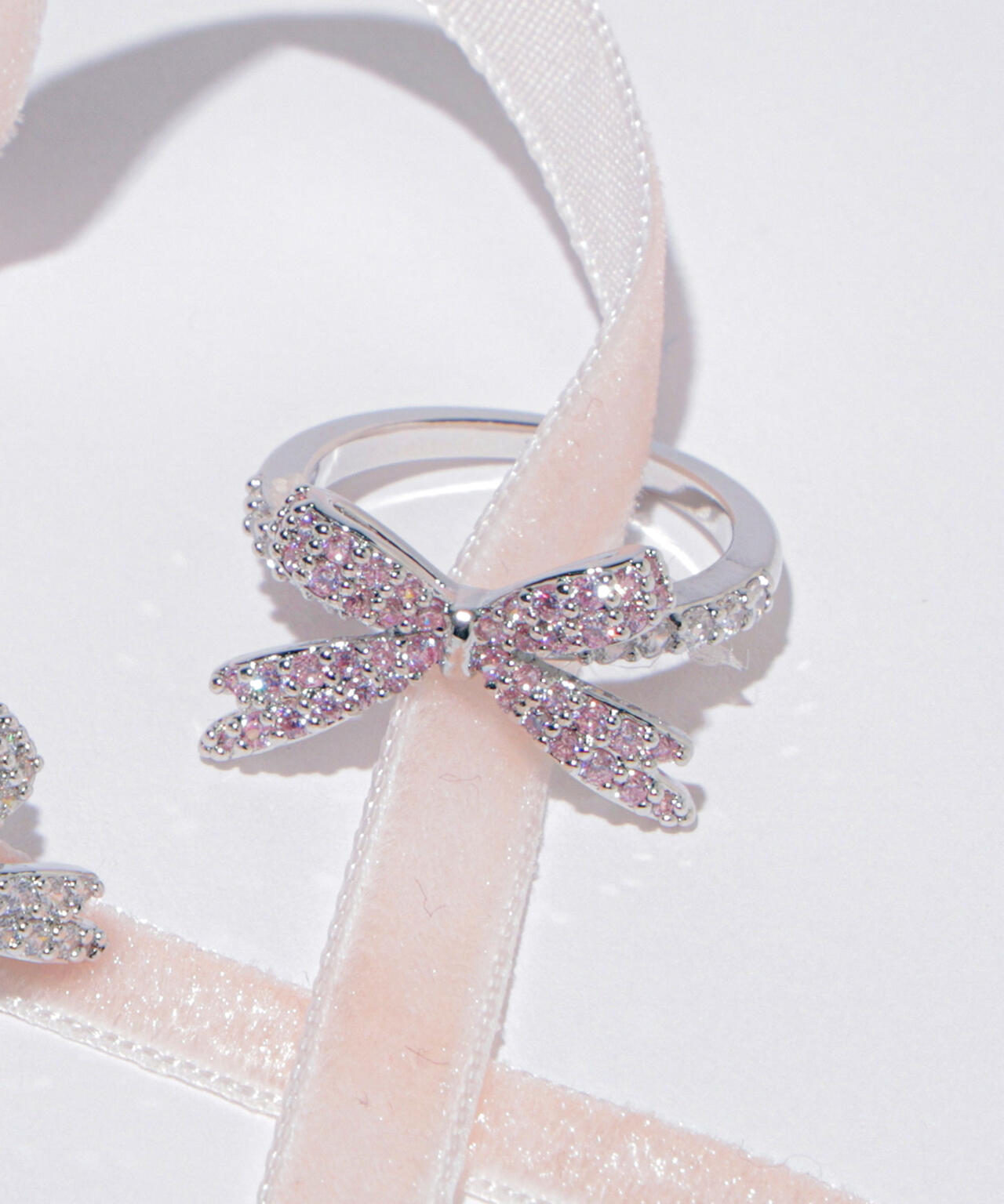 Cubic パヴェリボンリング | JILL by JILL STUART（ジル バイ ジル