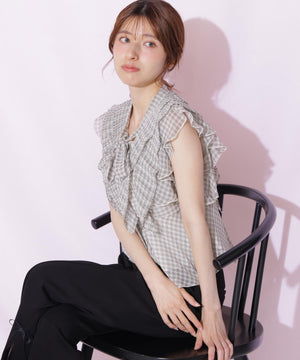 161cm 着用サイズ：FR