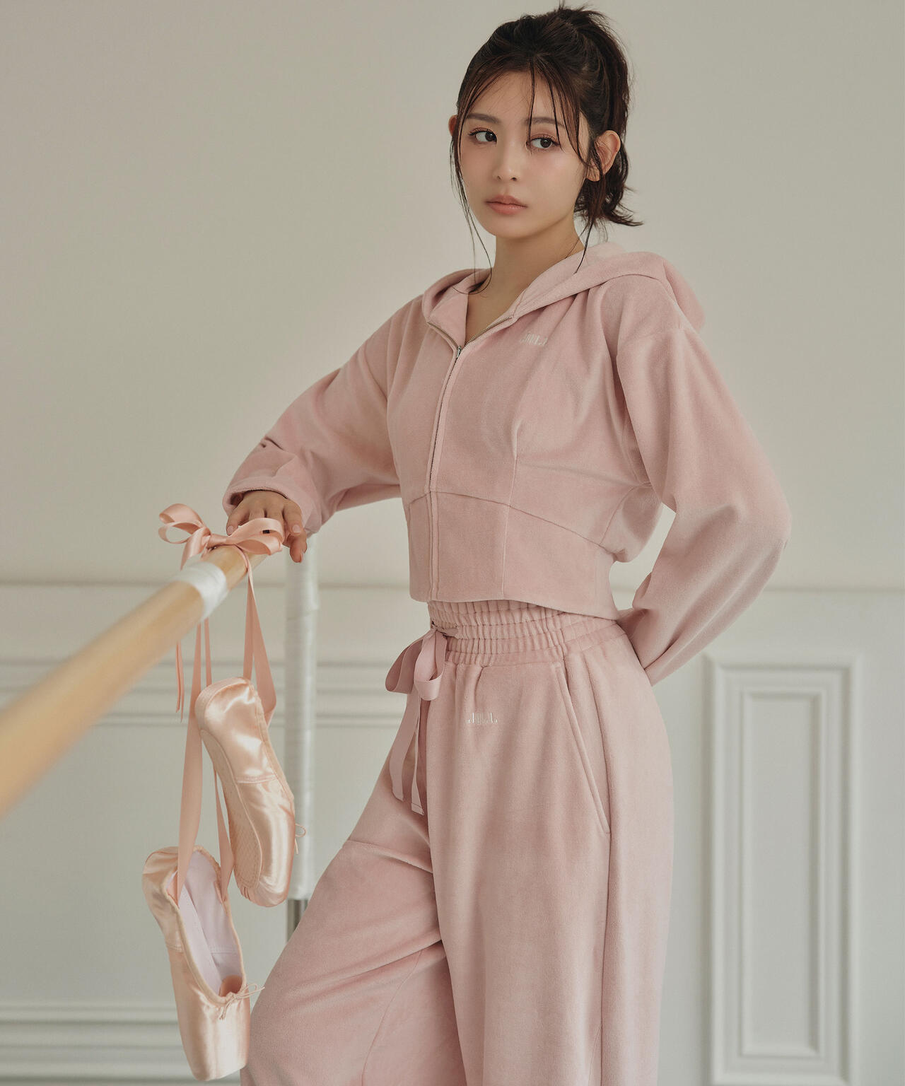 セットアップ対応＞バレルスウェットパンツ | JILL by JILL STUART