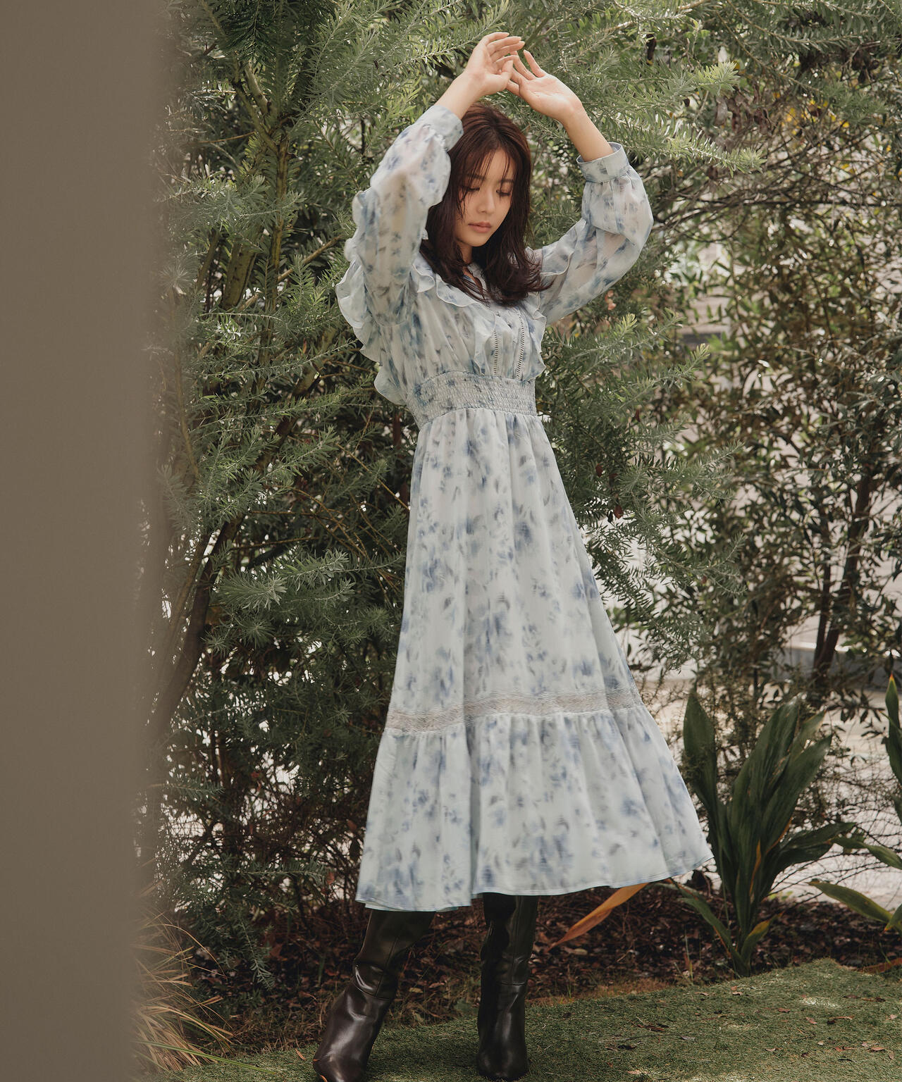 emiriawiz レース切り替えレトロフラワージャガードワンピース　M 美品✨ レース切り替えフラワーワンピース | JILL by JILL STUART（ジル バイ