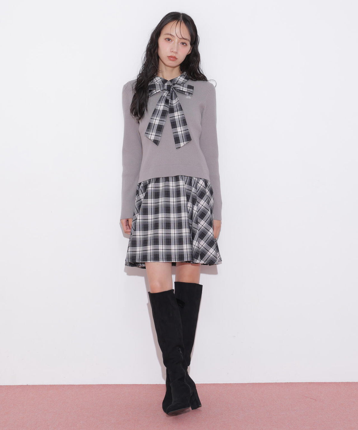 160cm 着用サイズ：FR
