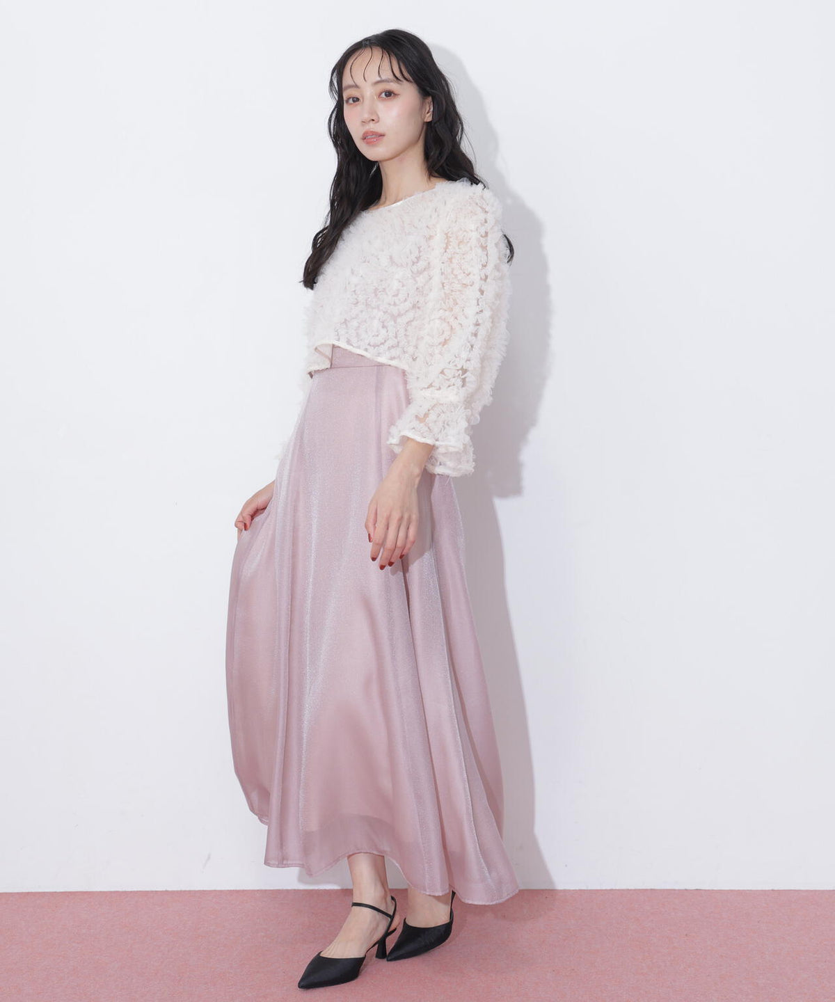160cm 着用サイズ：FR
