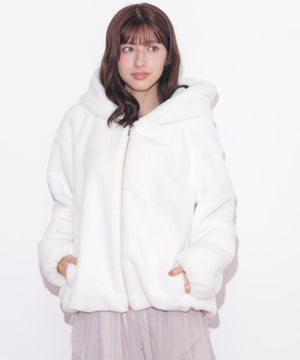 161cm 着用サイズ：FR