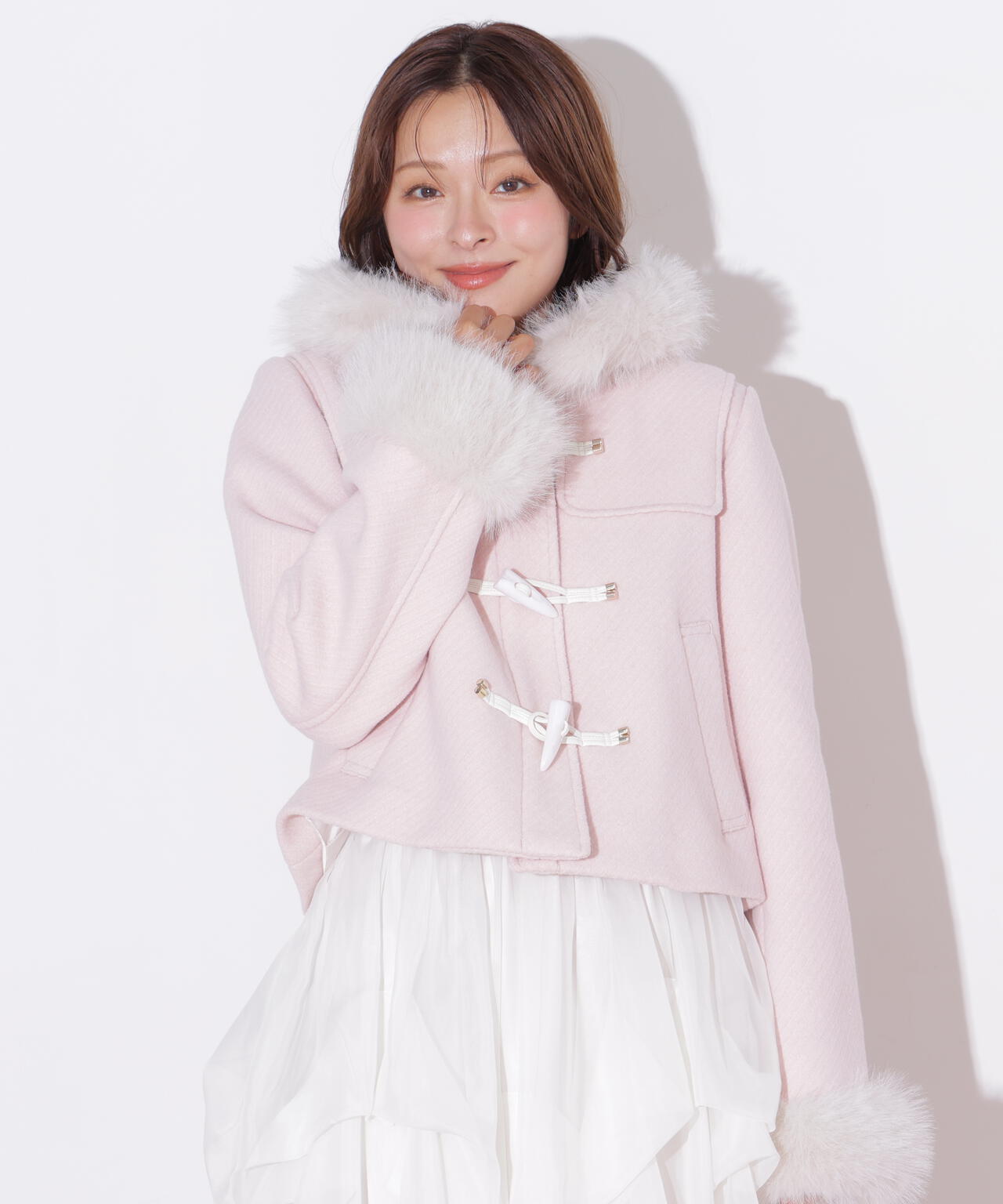 フェイクファー付きショートダッフルコート | JILL by JILL STUART