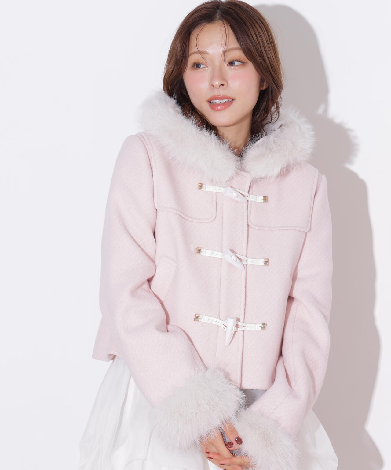 フェイクファー付きショートダッフルコート | JILL by JILL STUART