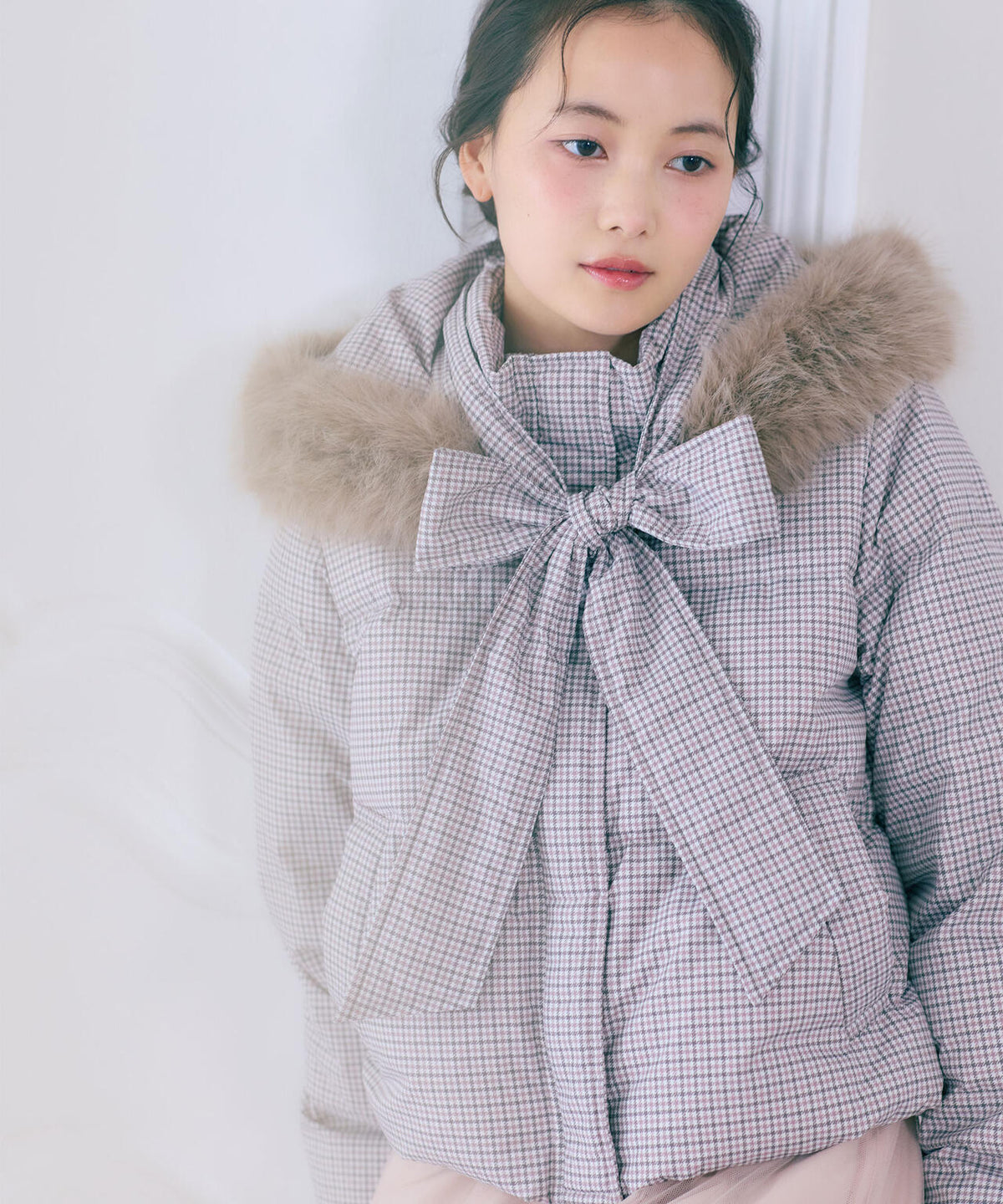 フェイクファー付きリボンショートダウン