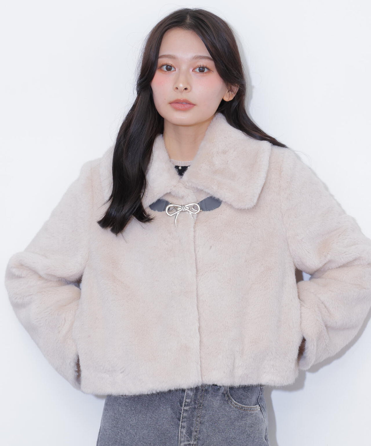 フェイクファーショートジャケット