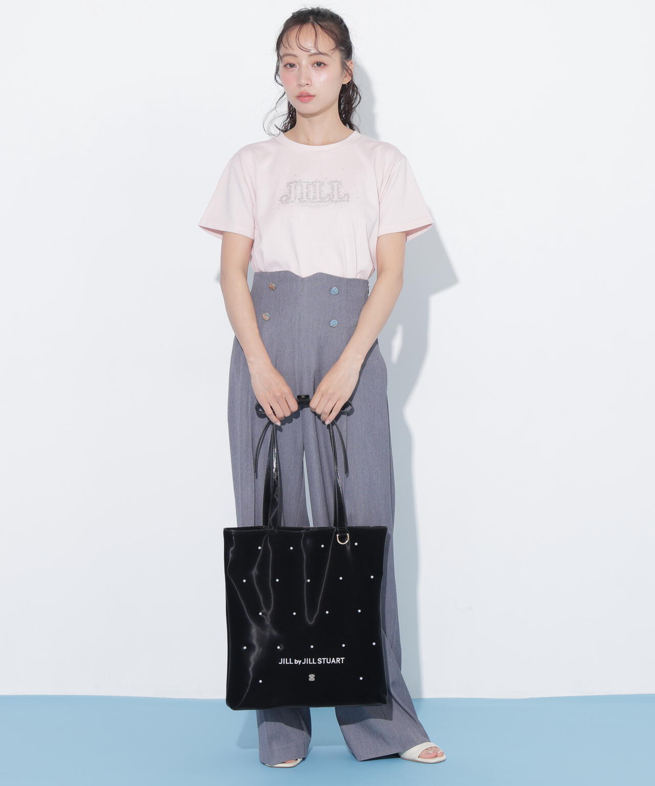 160cm 着用サイズ：FR