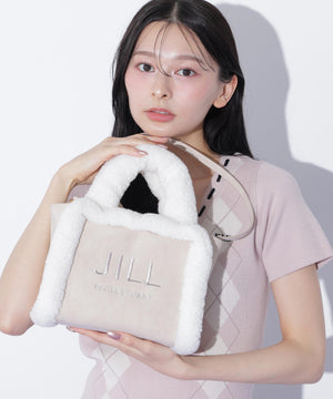 162cm 着用サイズ：FR