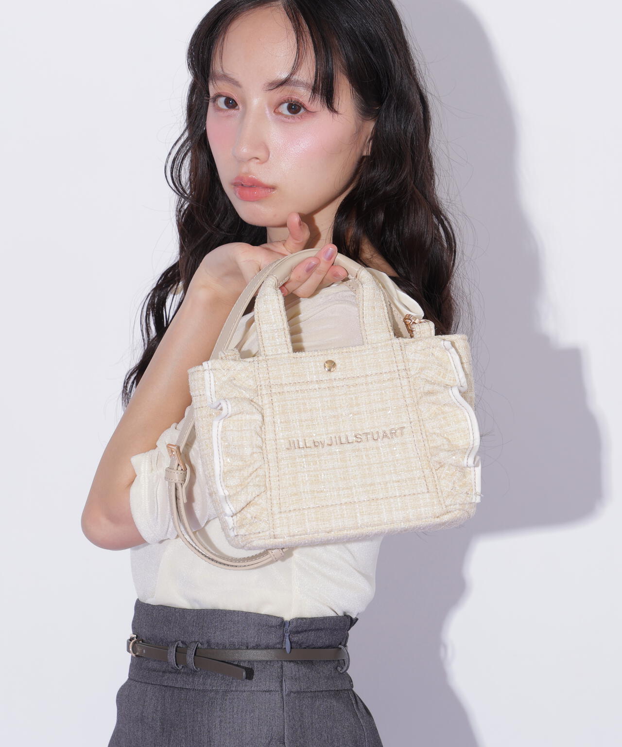160cm 着用サイズ：FR
