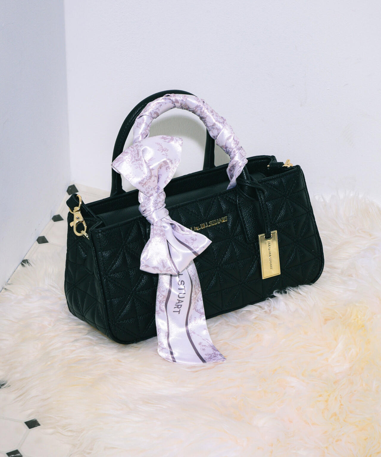 スカーフキルティングトート