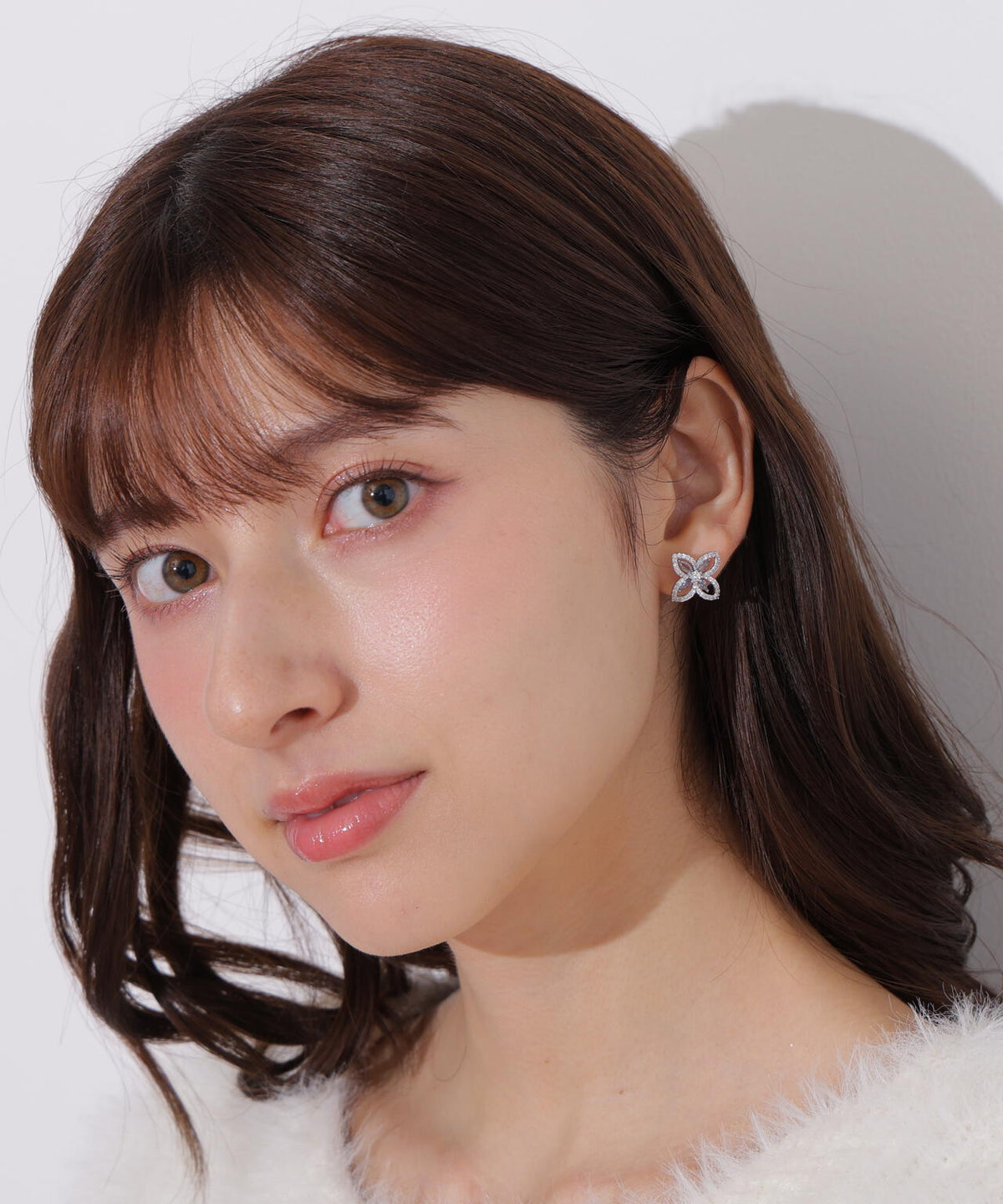 Cubic フラワーピアス