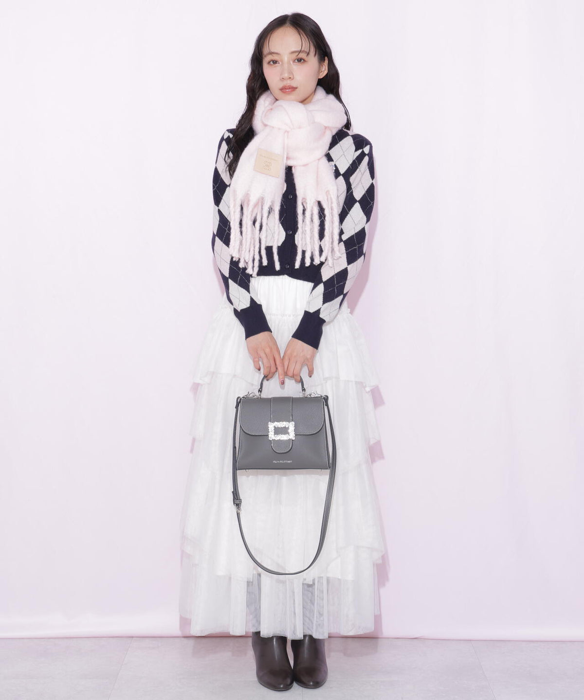 160cm 着用サイズ：FR