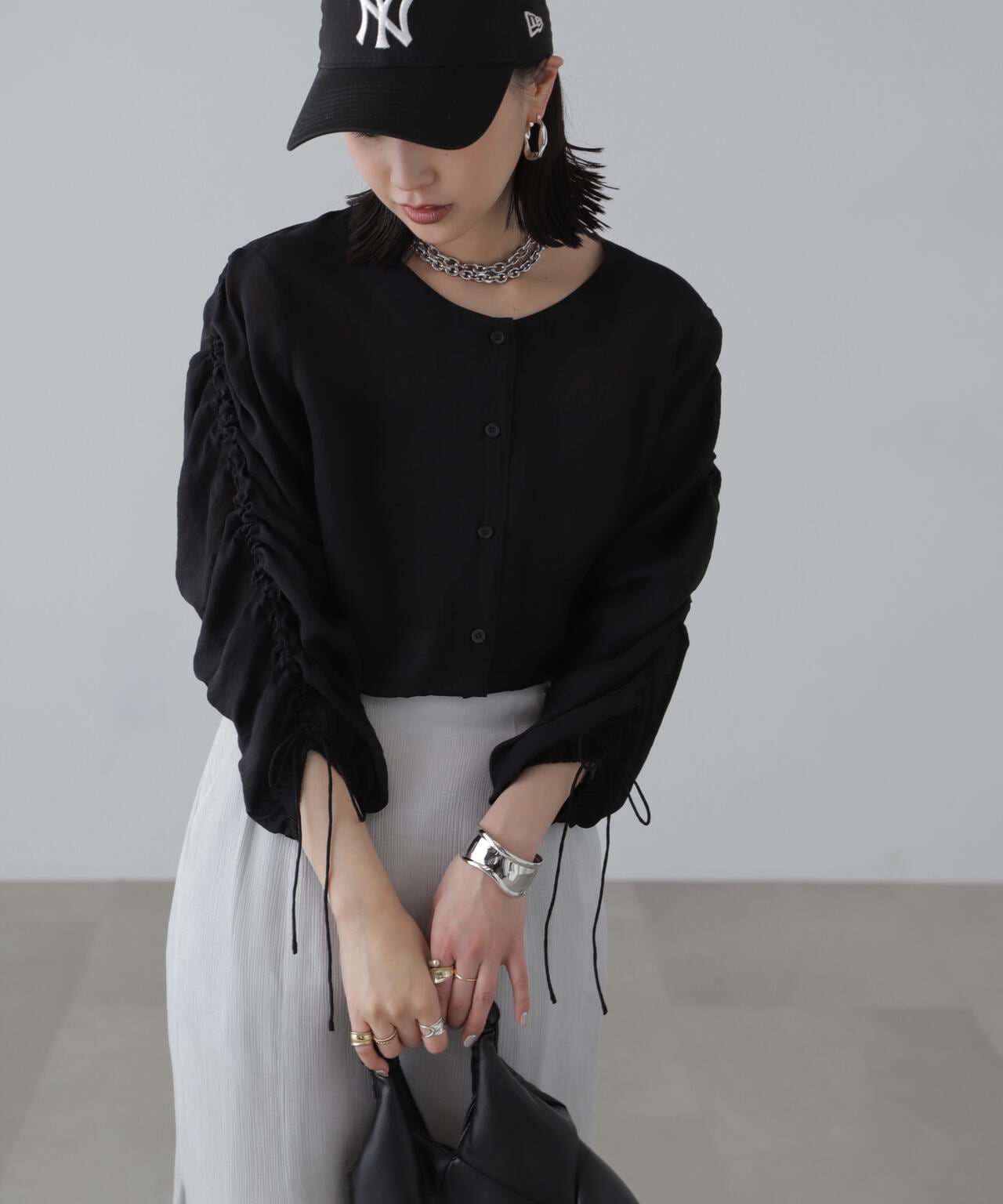 ［グレーカラーWEB限定］袖ドロストギャザーボレロ