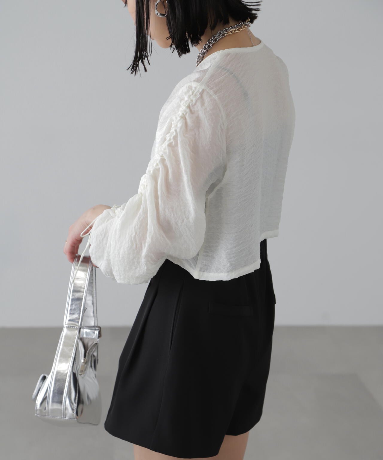 ［グレーカラーWEB限定］袖ドロストギャザーボレロ