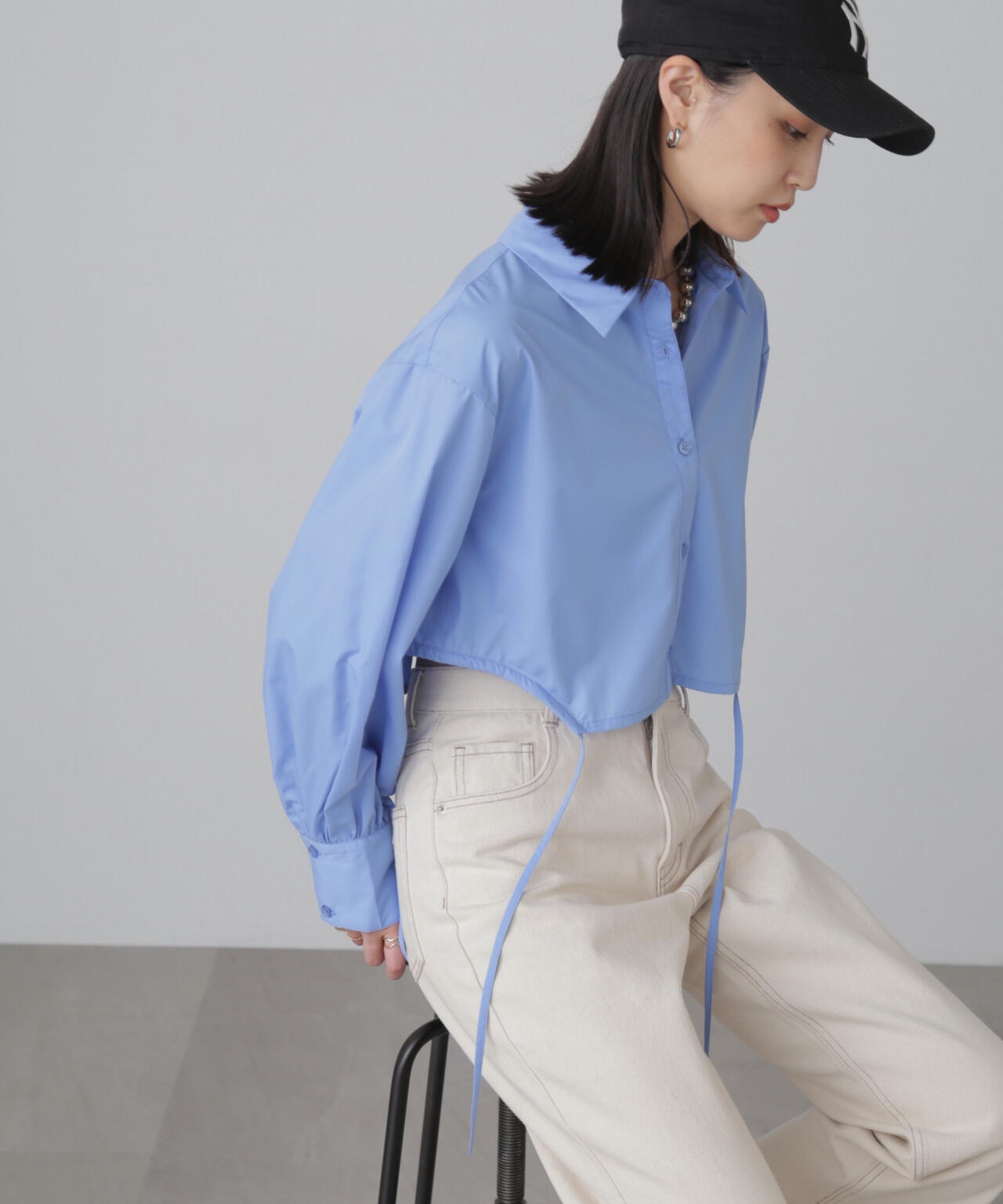 裾ドロストカッティングショート丈シャツ