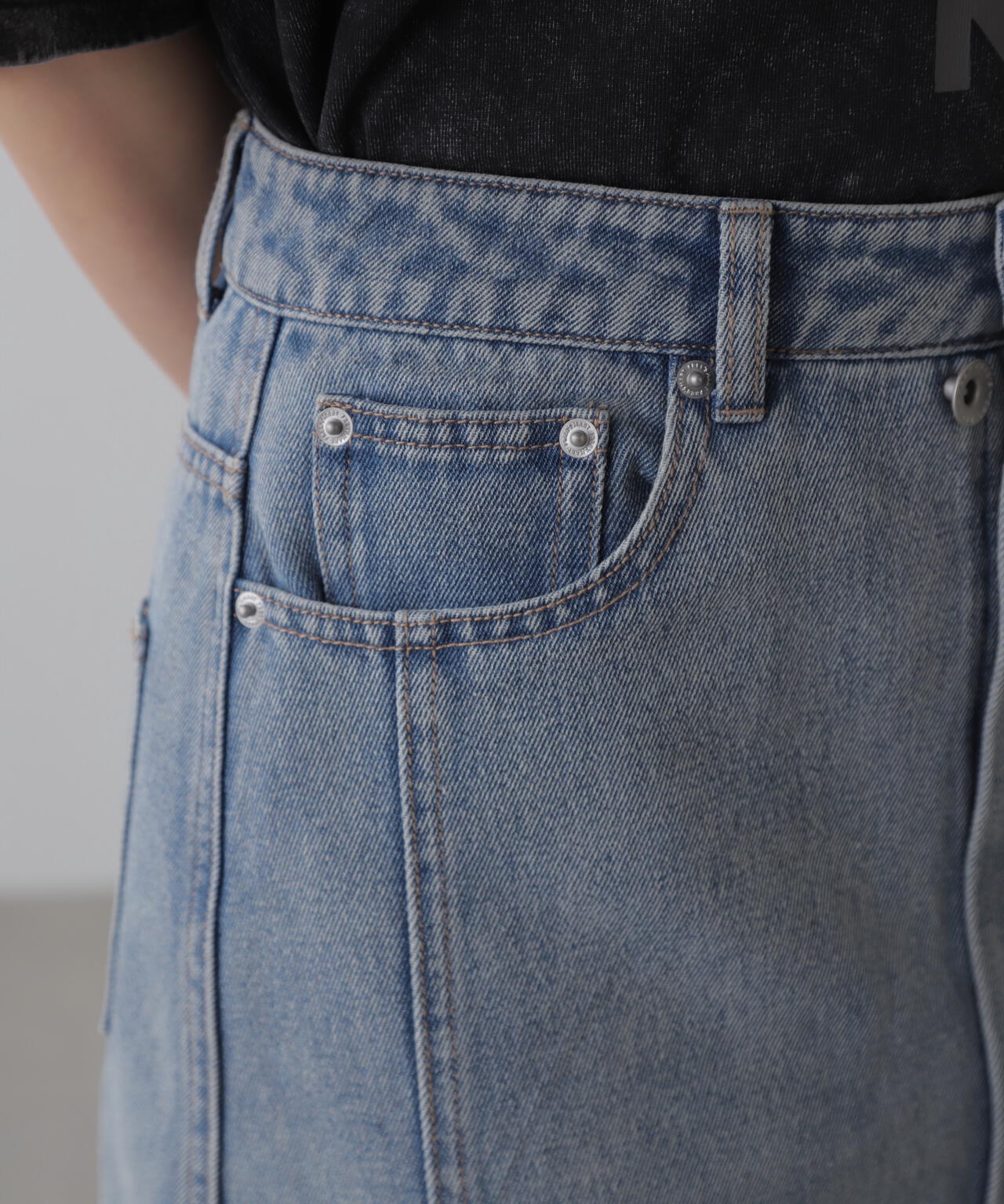 未使用級 レア✨プリーツプリーズ スカート デニム 転写 ミニ ロゴ 5サイズ レイヤード可］デニムラップミニスカート | FREE'S MART